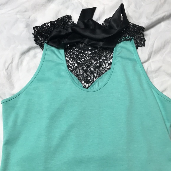 Lacy top - Picture 3 of 5